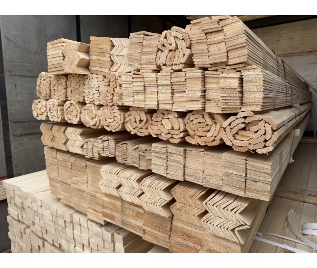 Уголок деревянный 45 мм