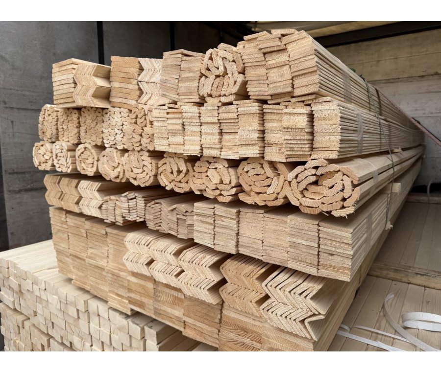 Уголок деревянный 55 мм