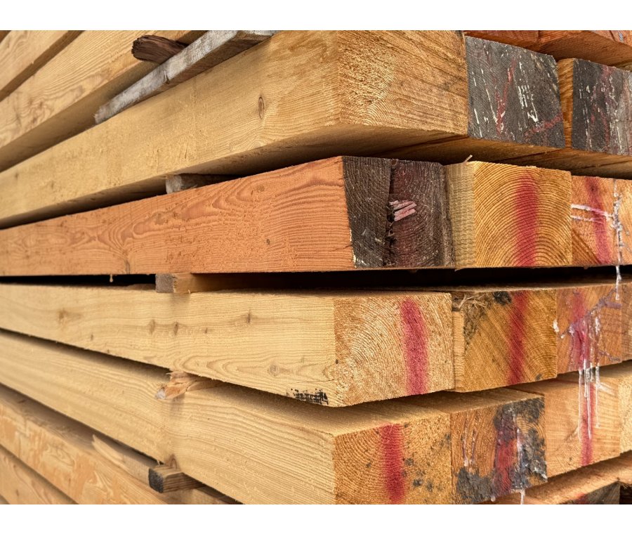 Брус обрезной из лиственницы 100х150х6000