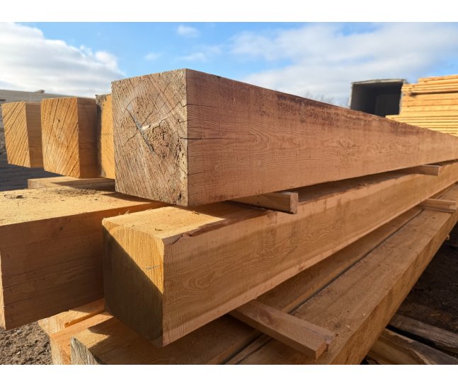 Брус обрезной из лиственницы 200х200х6000